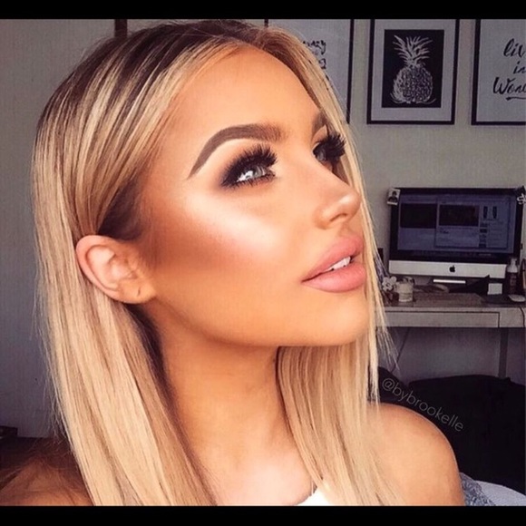 makeup revolution liquid highlighter starlight